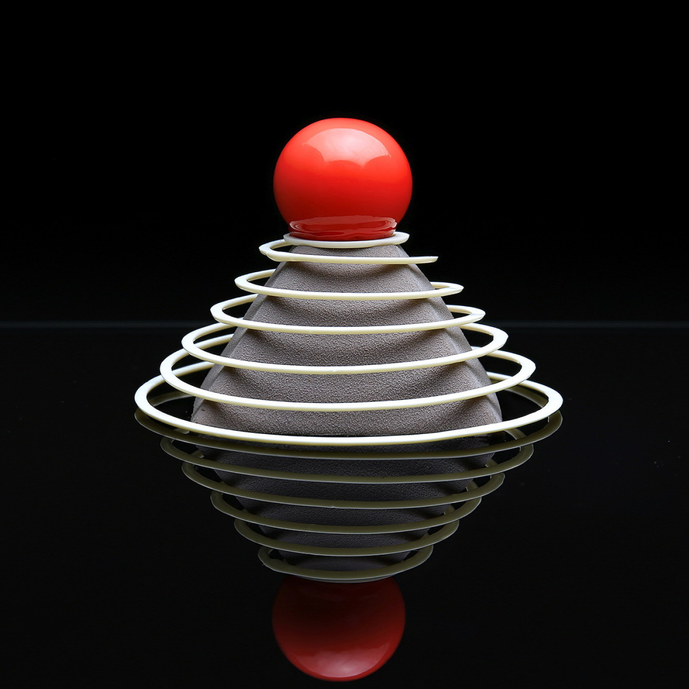 The pyramid with coconut