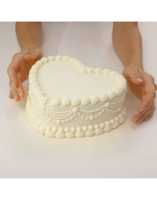 Lambeth Heart Cake silicone mould handmade 1400 ml